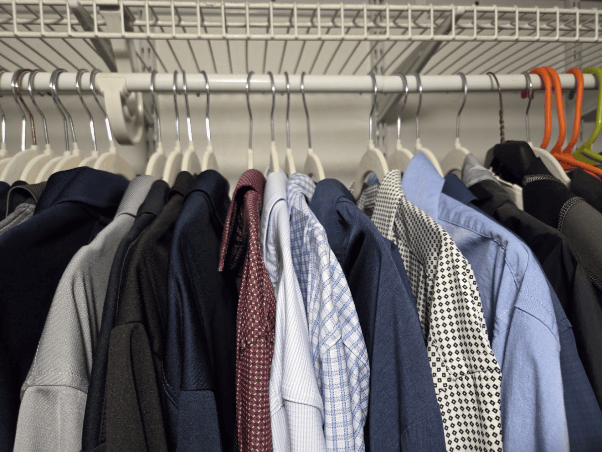 Men’s Capsule Wardrobe: A Practical Guide for Real Life